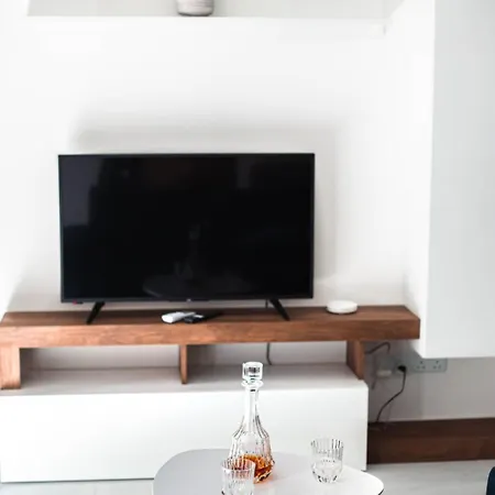 Brend New One Bedroom Penthouse